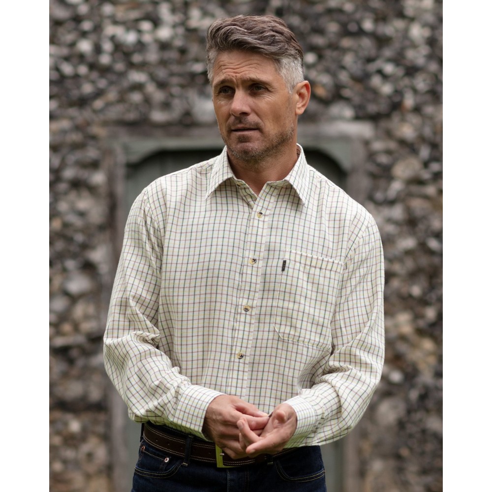 murton-shirt-green-model