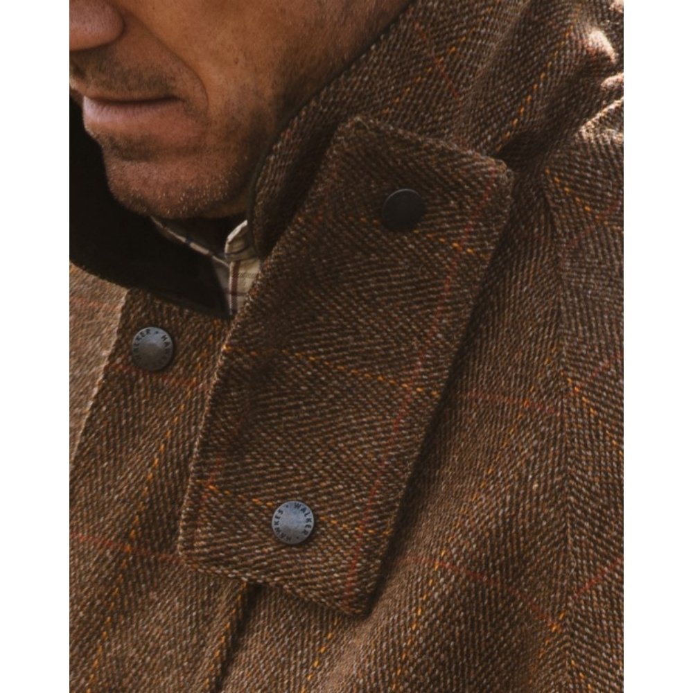 wind-flap-brown-tweed-model