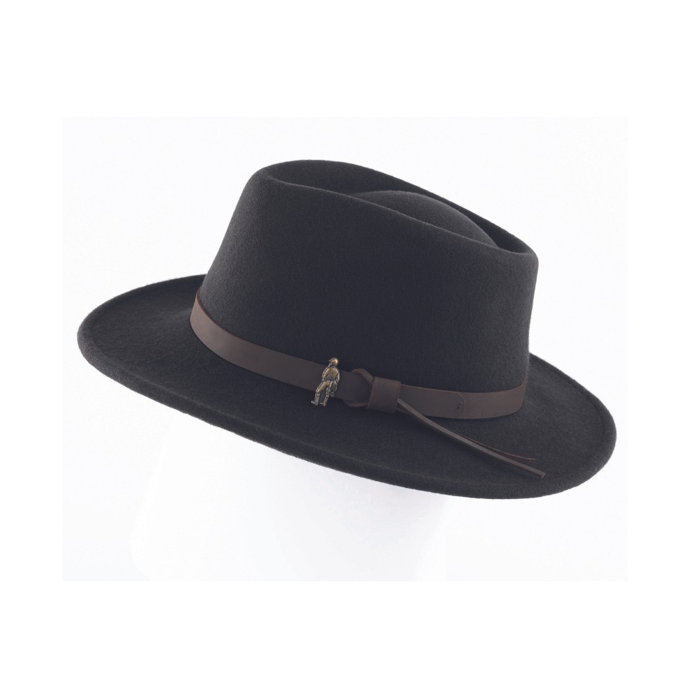 Cut out image of the Walker & Hawkes Boston Wool Felt Hat in black.