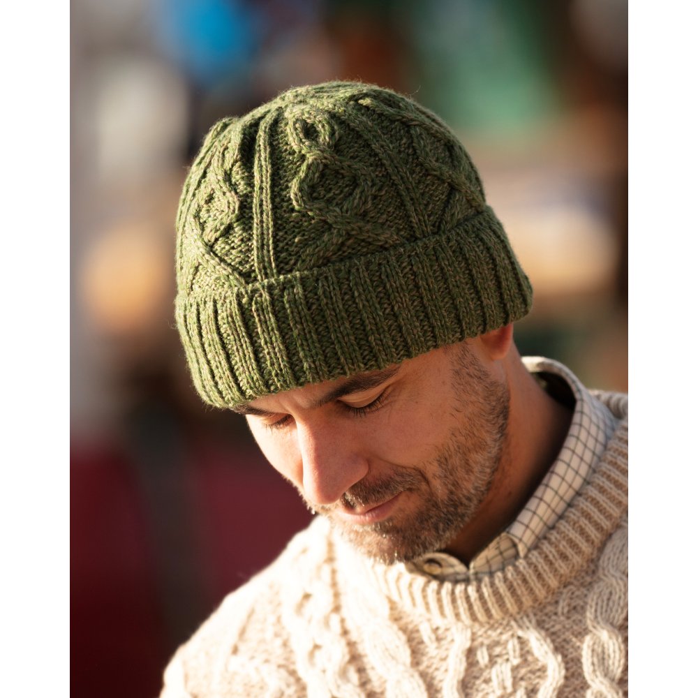 harwell-hat-meadow-green-model