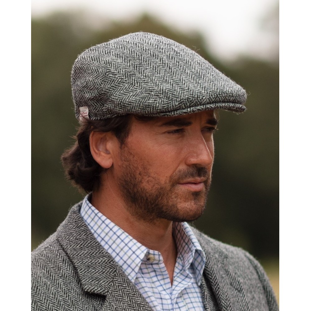 oakmoor-flat-cap-steel-grey-model