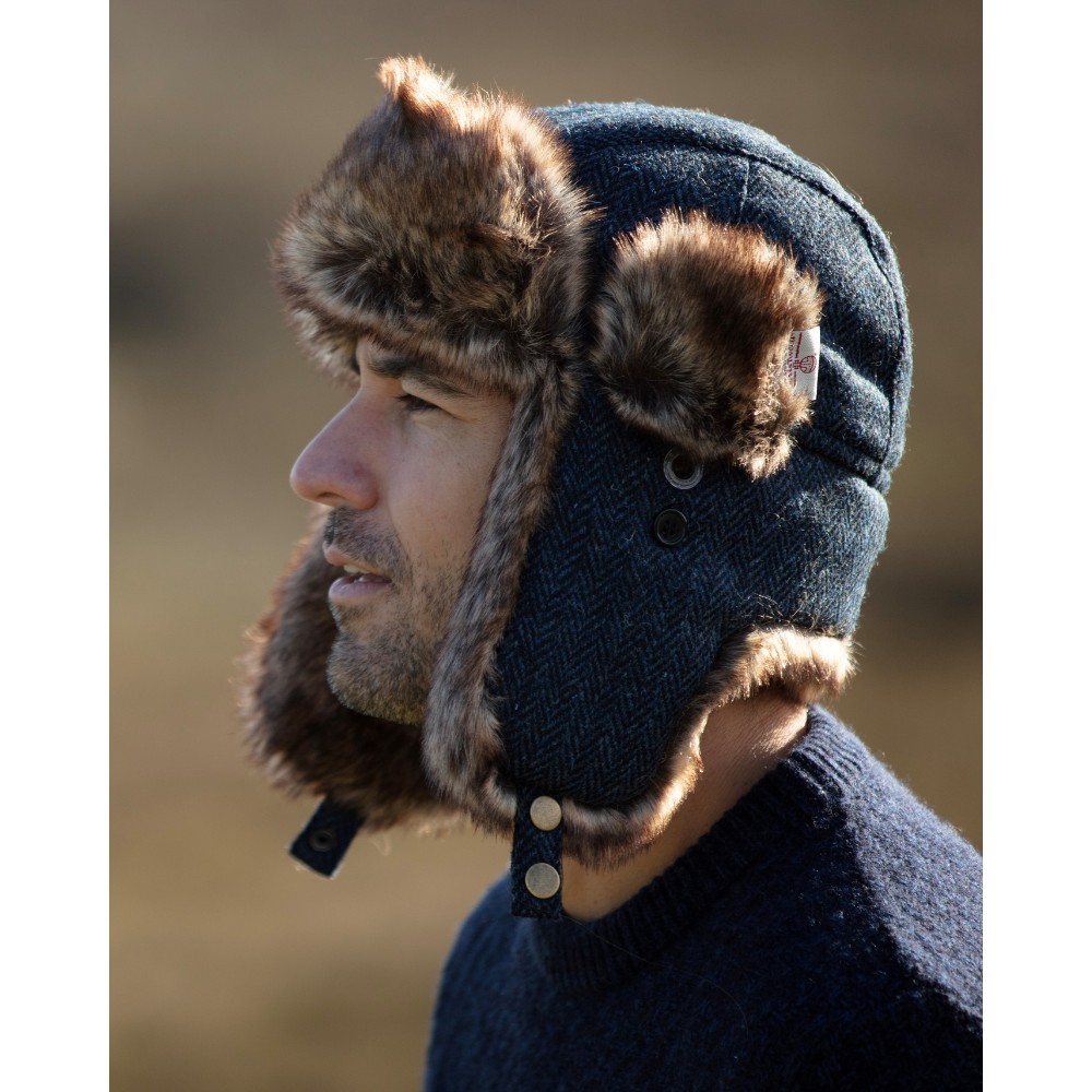 charles-trapper-hat-midnight-blue-model