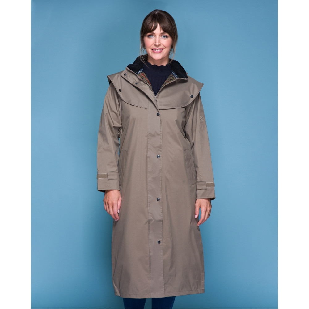 malvern-cape-coat-chinchilla-model-1