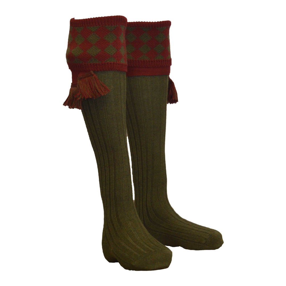 chessboard-socks-brick-red-spruce-1