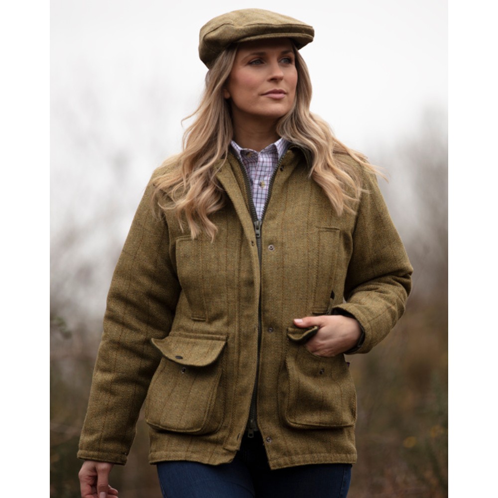 hazelwood-jacket-light-sage-model