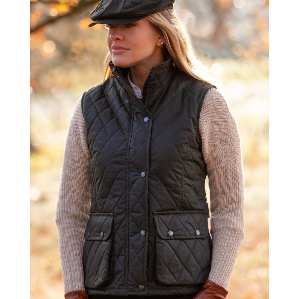 haxby-gilet-olive-model-1