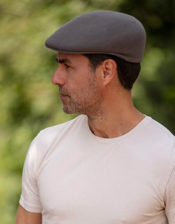 Lostock-cap-grey-model.jpg
