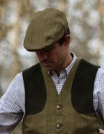 cambridge-flat-cap-forest-green-model.jpg