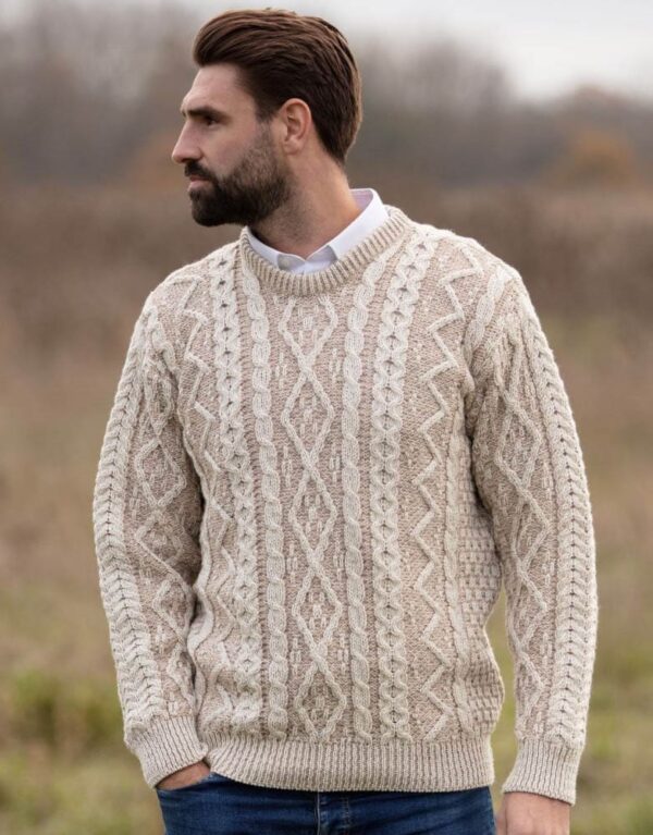 stanmore-jumper-white-wicker-model.jpg