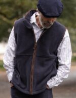yeovil-gilet-navy-model-1.jpg